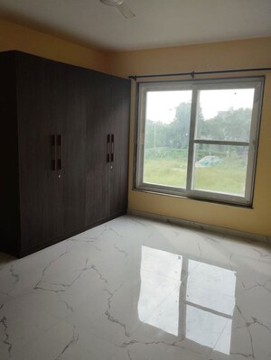 Room in 3 BHK Builder Floor at Experion The Westerlies Plots, Sector 108 – for Rent