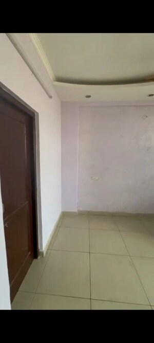 Room in 3 BHK Apartment at Preet Colony – for Sale