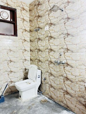 Bathroom in 1 BHK Apartment at Sainik Farm – for Rent