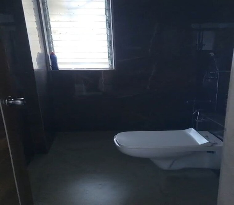 Bathroom, matunga east 2 Bedroom 850 Sq.Ft. Apartment In Matunga East Mumbai 10474708
