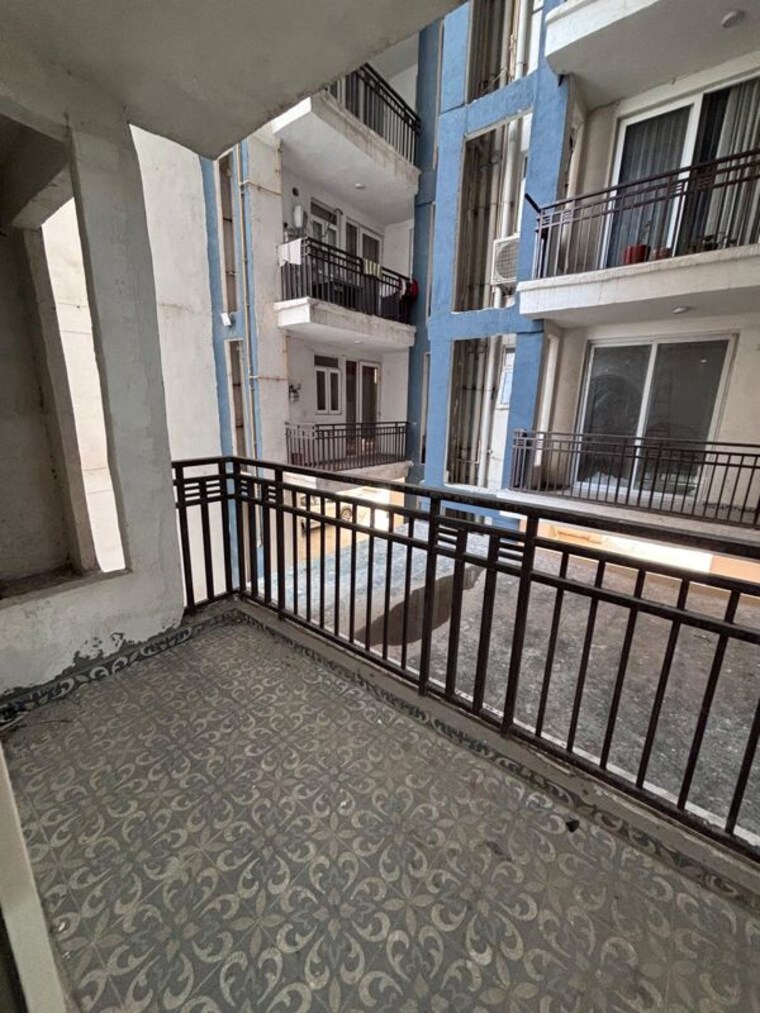 Balcony, slf-anushree 3 Bedroom 1615 Sq.Ft. Apartment In Sector 75 Faridabad 10474721