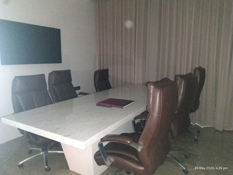 Team Area, one-lodha-place Commercial Office Space 1090 Sq.Ft. In Lower Parel Mumbai 10474741
