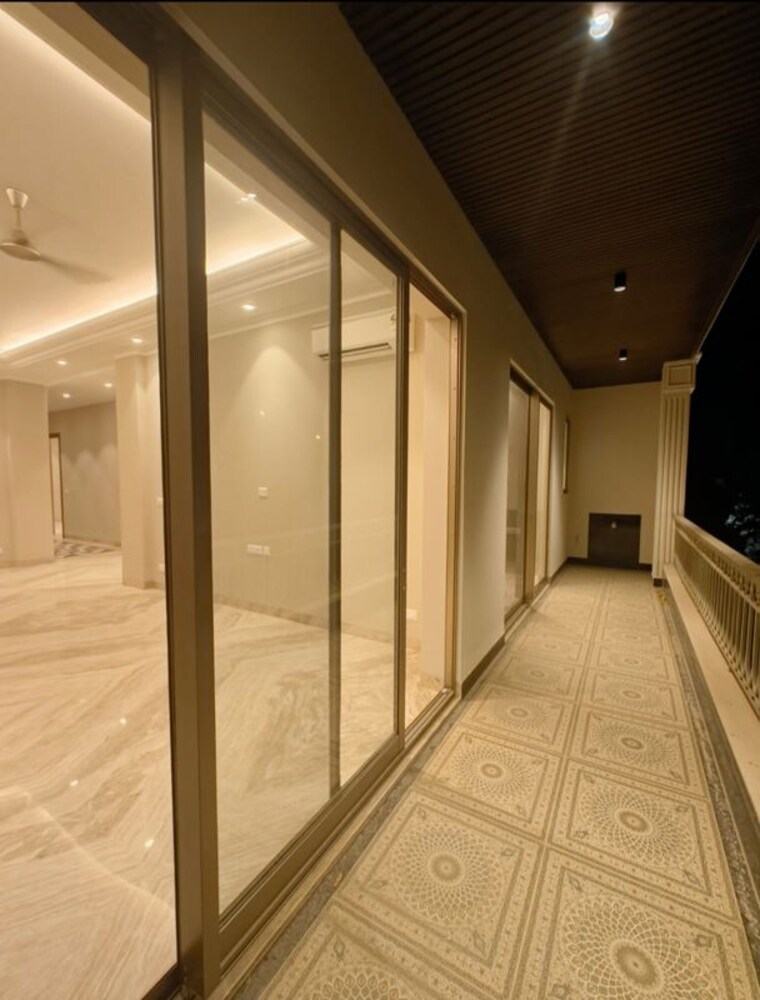 Balcony, greater kailash 3 Bedroom 1800 Sq.Ft. Builder Floor In Greater Kailash Delhi 10474738