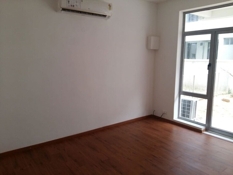 Room, vatika-gurgaon-next-plots 4 Bedroom 3400 Sq.Ft. Builder Floor In Sector 82 Gurgaon 10474730