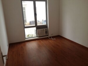 Room in 4 BHK Builder Floor at Vatika Gurgaon Next Plots, Sector 82 – for Rent