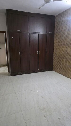 Room in 1 BHK Apartment at Kopar Khairane – for Rent