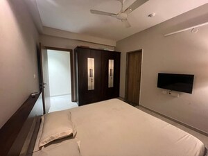 Room in 3 BHK Apartment at Birla Vanya, Kalyan West – for Rent