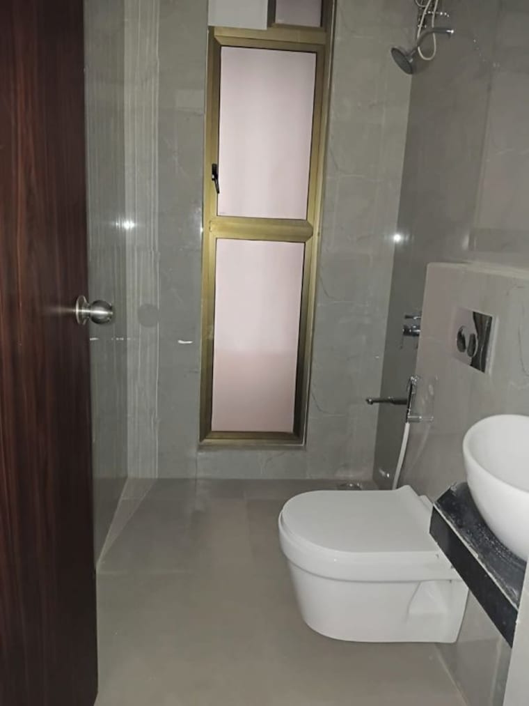 Bathroom, raymond-realty-phase-ii 2 Bedroom 670 Sq.Ft. Apartment In Pokhran Road No Two Thane 10474788