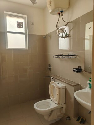 Bathroom in 3 BHK Apartment at Emaar Emerald Floors Premier, Sector 65 – for Rent