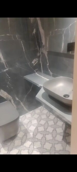 Furnished Amenities in 3.5 BHK Apartment at Veena Insignia, Andheri West – for Sale