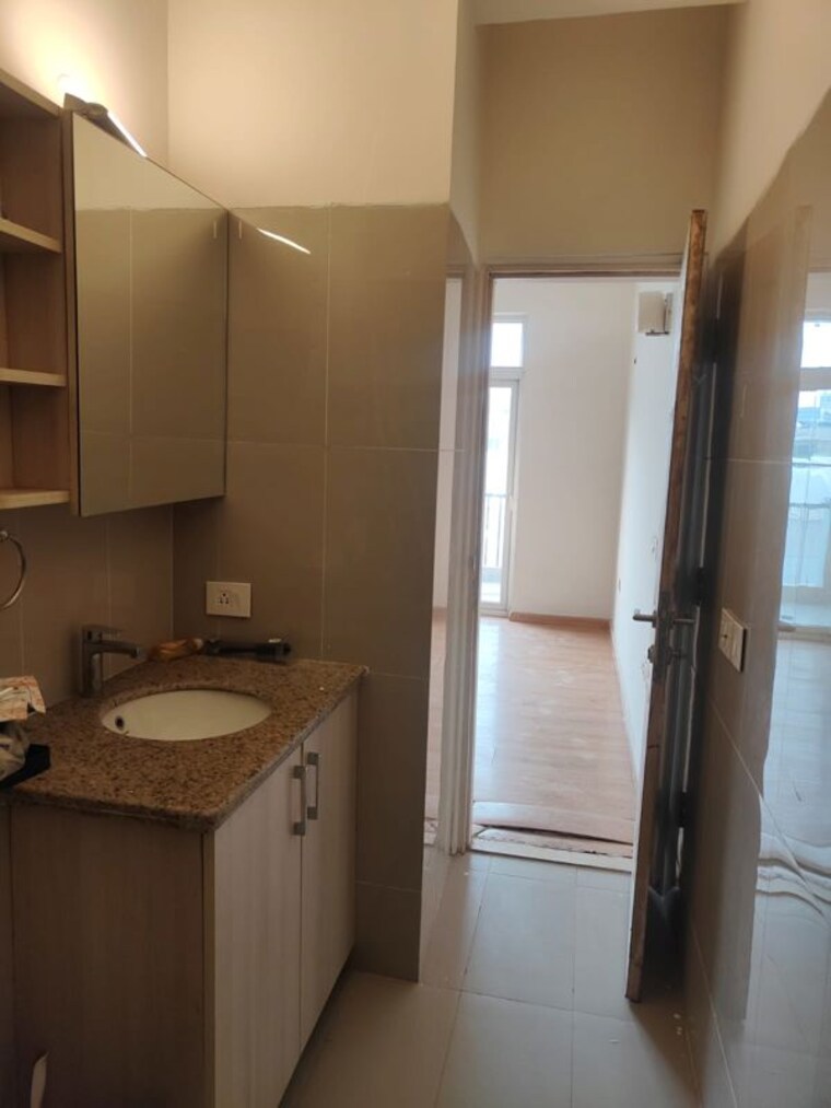 Kitchen, emaar-emerald-floors-premier 3 Bedroom 1650 Sq.Ft. Apartment In Sector 65 Gurgaon 10474831