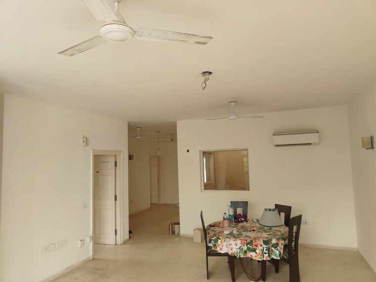 Bedroom, emaar-emerald-floors-premier 3 Bedroom 1650 Sq.Ft. Apartment In Sector 65 Gurgaon 10474896