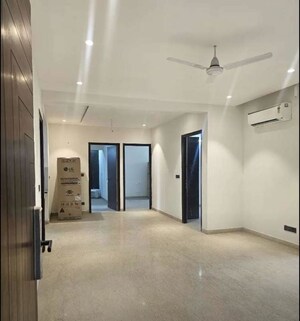 Room in 4 BHK Apartment at Maya Green Lotus Utsav, International Airport Road – for Sale