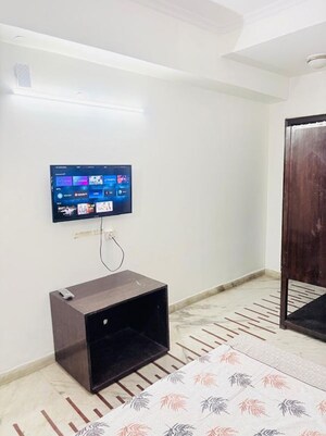 Room in  Pg at Sector 30 – for Rent