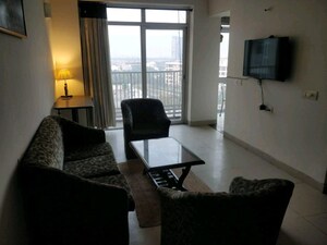 1 BHK Apartment For Rent in Jaypee Greens Pavilion Court, Sector 128