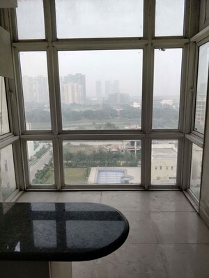  1 BHK Apartment at Jaypee Greens Pavilion Court, Sector 128 – for Rent
