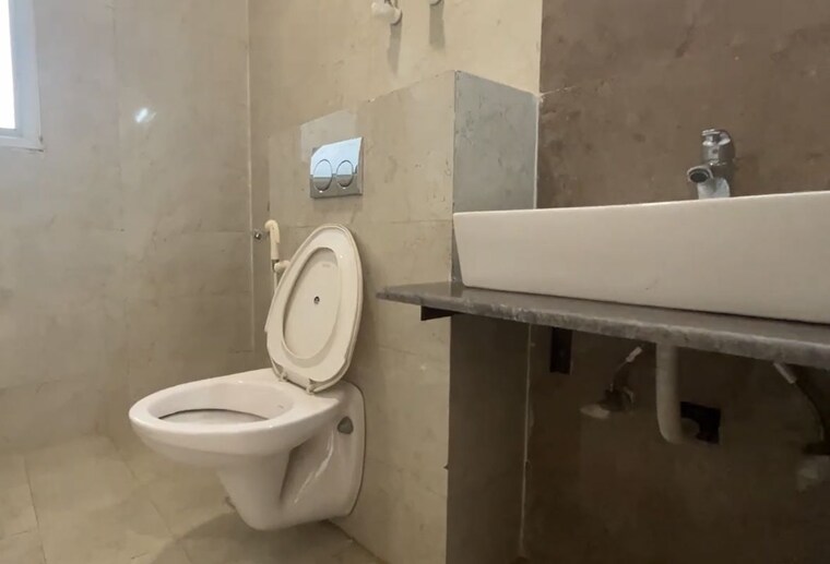 Bathroom, civitech-stadia 3 Bedroom 1495 Sq.Ft. Apartment In Sector 79 Noida 10474921
