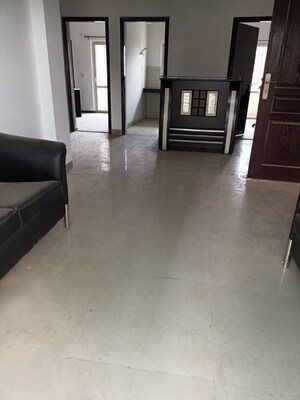 Room in 4 BHK Builder Floor at BPTP Park 81, Sector 81 – for Sale