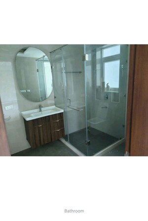 Bathroom in 4 BHK Apartment at Emaar Emerald Floors Premier, Sector 65 – for Rent