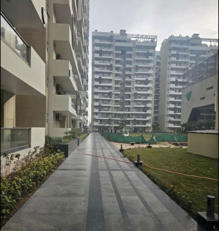Exterior View, maya-green-lotus-utsav 4 Bedroom 2525 Sq.Ft. Apartment In International Airport Road Zirakpur 10474964