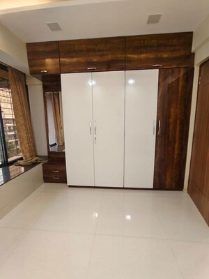 Room in 3 BHK Apartment at Sheth Vasant Galaxy, Goregaon West – for Rent
