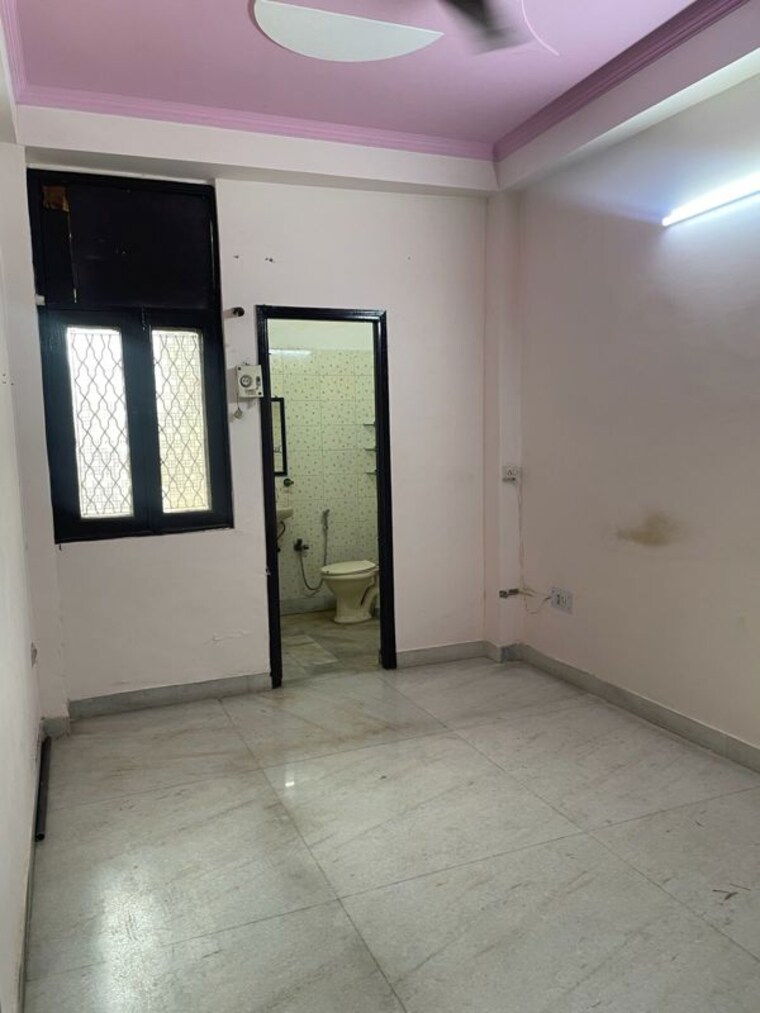 Room, vaishali sector 5 2 Bedroom 800 Sq.Ft. Builder Floor In Vaishali Sector 5 Ghaziabad 10474980