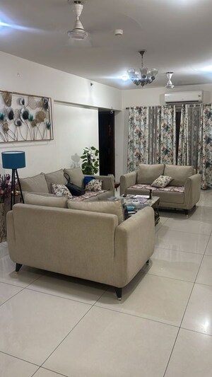 3.5 BHK Builder Floor For Sale in BPTP Amstoria Plot, Sector 102