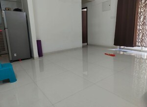 Room in 2 BHK Apartment at Prasun Sarvam, Kharadi – for Rent