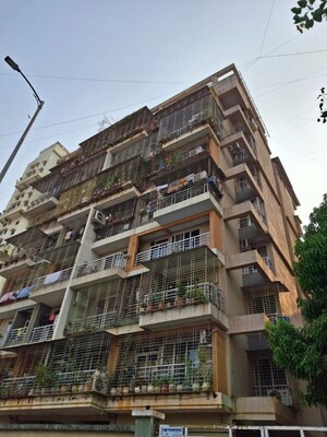  Pg – Exterior View View at Turbhe - for Rent
