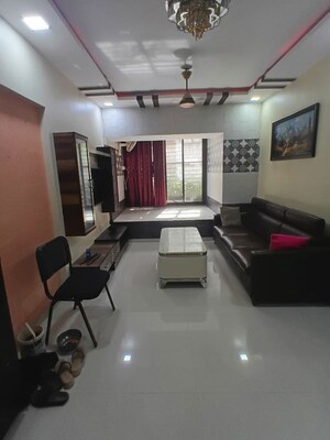 Team Area in 2 BHK Apartment at Green Meadows Bluilding 2 Chs Ltd, Kandivali East – for Rent