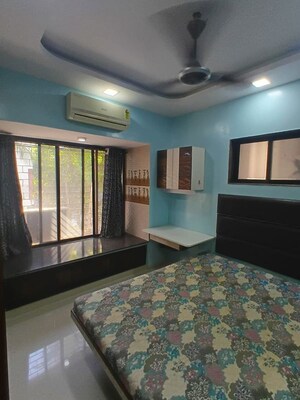 Bedroom in 2 BHK Apartment at Green Meadows Bluilding 2 Chs Ltd, Kandivali East – for Rent