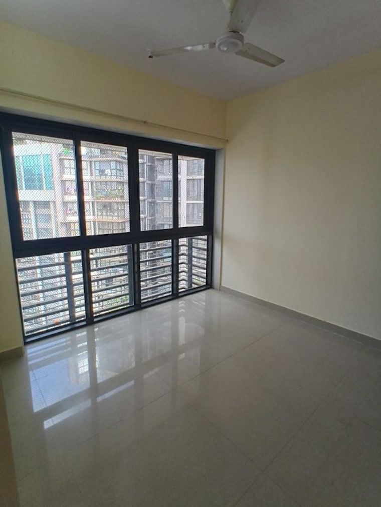 Room, lokhandwala-sapphire-heights 2.5 Bedroom 860 Sq.Ft. Apartment In Kandivali East Mumbai 10475231