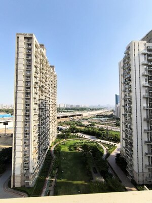 3.5 BHK Apartment For Rent in Conscient Heritage Max, Sector 102