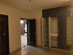 Room in 2 BHK Apartment at LDA Sopan Enclave, Sitapur Road – for Rent