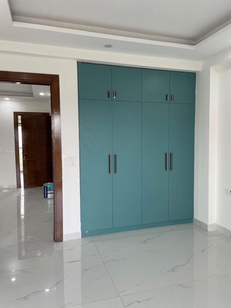 Room, m3m-atrium 1 RK 200 Sq.Ft. Independent House In Sector 57 Gurgaon 10475246