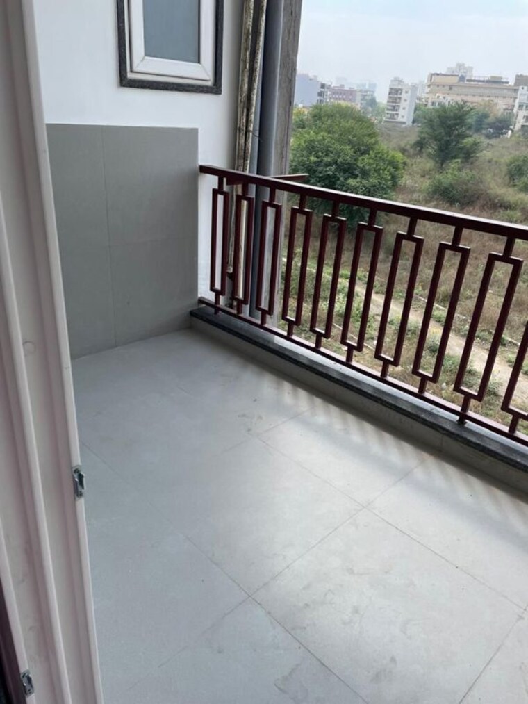 Balcony, m3m-atrium 1 RK 200 Sq.Ft. Independent House In Sector 57 Gurgaon 10475246