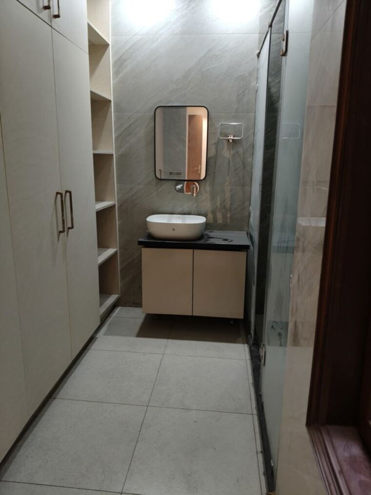 Bathroom, sector 16 a 3 Bedroom 2150 Sq.Ft. Builder Floor In Sector 16 A Faridabad 10475222