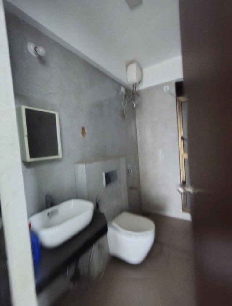 Bathroom, colorplus-raymond-realty-phase-i 2 Bedroom 950 Sq.Ft. Apartment In Pokhran Road No Two Thane 10475264