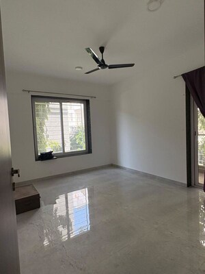 Room in 3 BHK Apartment at Rathi Yashodhan Elite, Aundh – for Rent