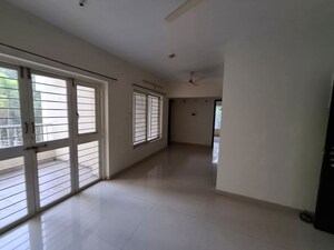 Room in 2 BHK Apartment at Baner – for Rent