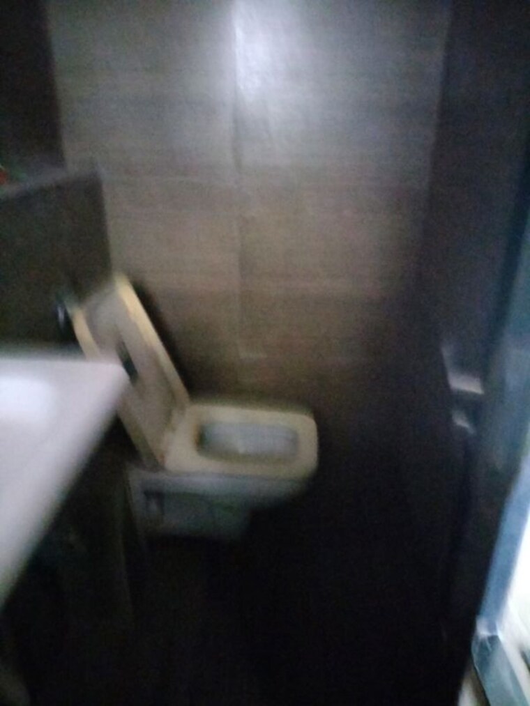 Bathroom, pride-presidency-luxuria 2 Bedroom 705 Sq.Ft. Apartment In Ghodbunder Road Thane 10475288