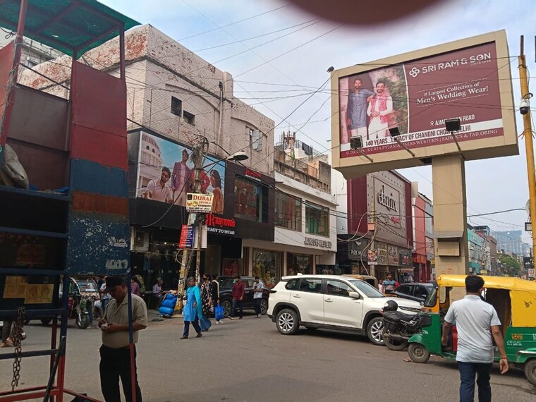 Exterior View, karol bagh Commercial Shop 1750 Sq.Ft. In Karol Bagh Delhi 10475283