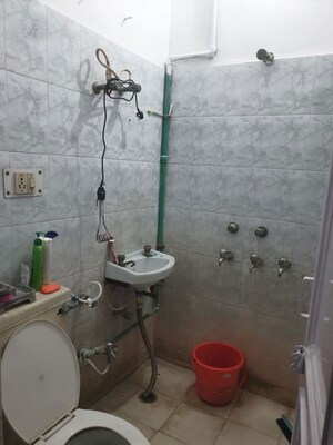 Bathroom in 1 RK Independent House at Sector 14 – for Rent