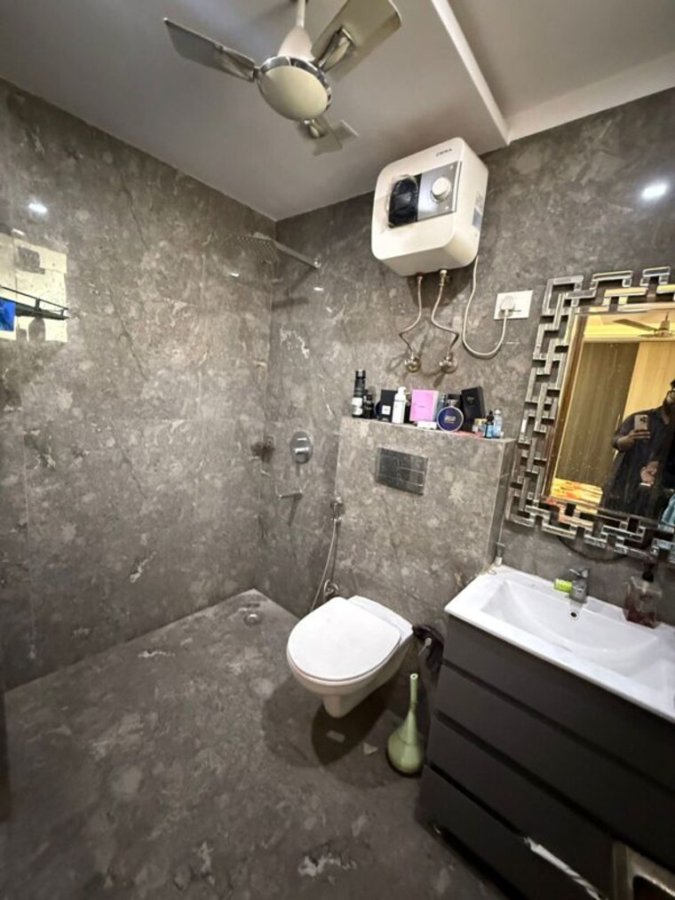 Team Area, sector 42 2 Bedroom 1100 Sq.Ft. Builder Floor In Sector 42 Gurgaon 10475336