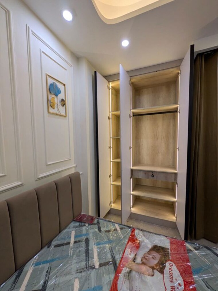 Bedroom, sector 42 2 Bedroom 1100 Sq.Ft. Builder Floor In Sector 42 Gurgaon 10475336