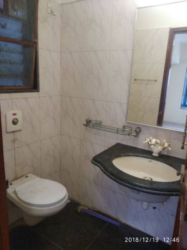 Bathroom, siddha-sky-phase-2 2 Bedroom 808 Sq.Ft. Apartment In Wadala Mumbai 10475364