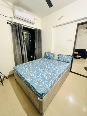 1 BHK Apartment For Rent in Hiranandani Solitaire Studio Apartment, Ghodbunder Road