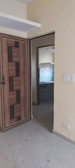 1 BHK 30 Sq.Mt. Apartment in Sector 10 Greater Noida