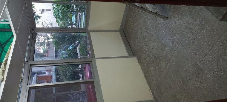 Balcony, ip extension 2 Bedroom 950 Sq.Ft. Apartment In Ip Extension Delhi 10475426