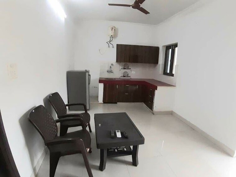 Living Room, sector 48 Pg For Boys & Girls In Sector 48 10475445
